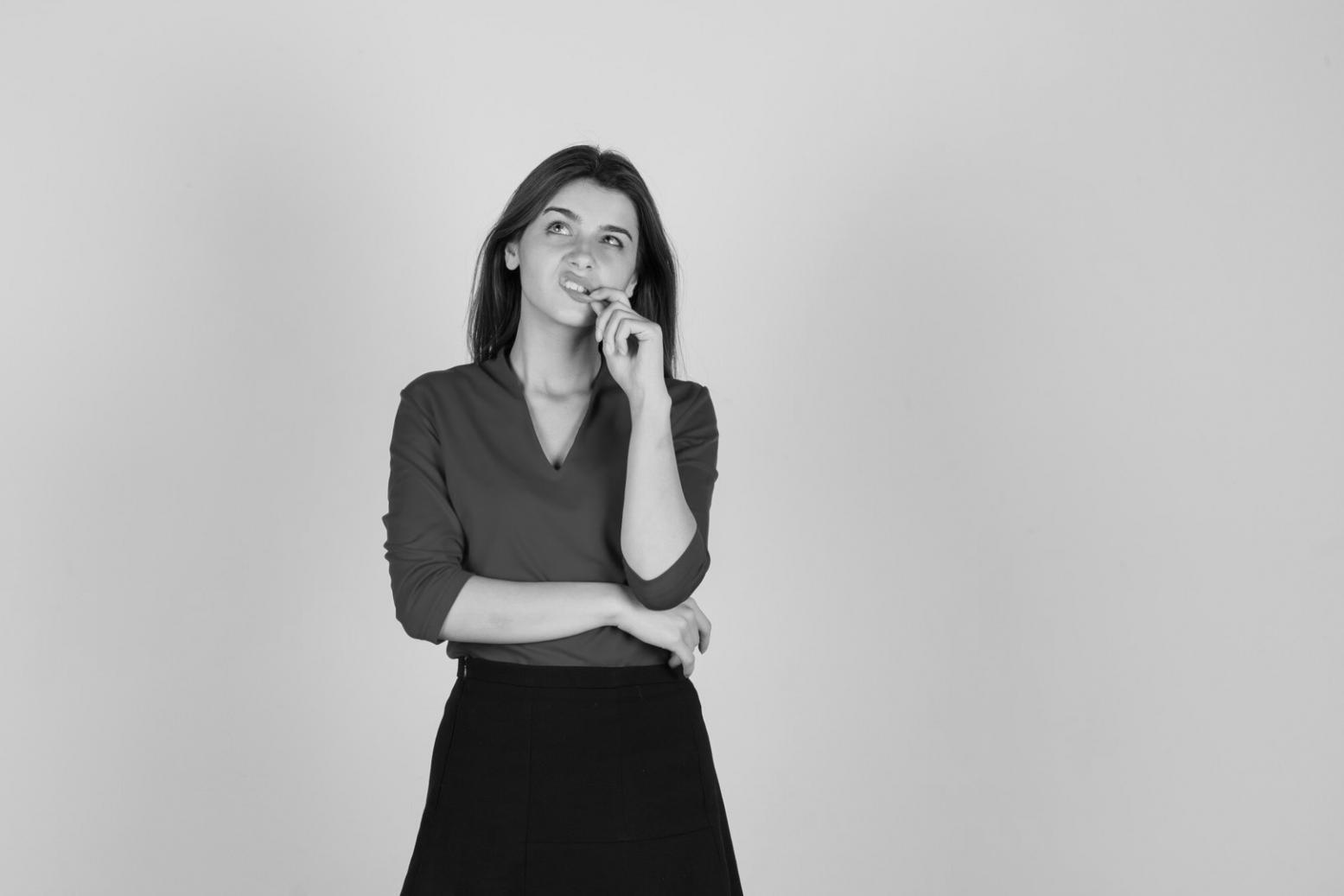 Analisis grafik trading dan manajemen risiko profesional